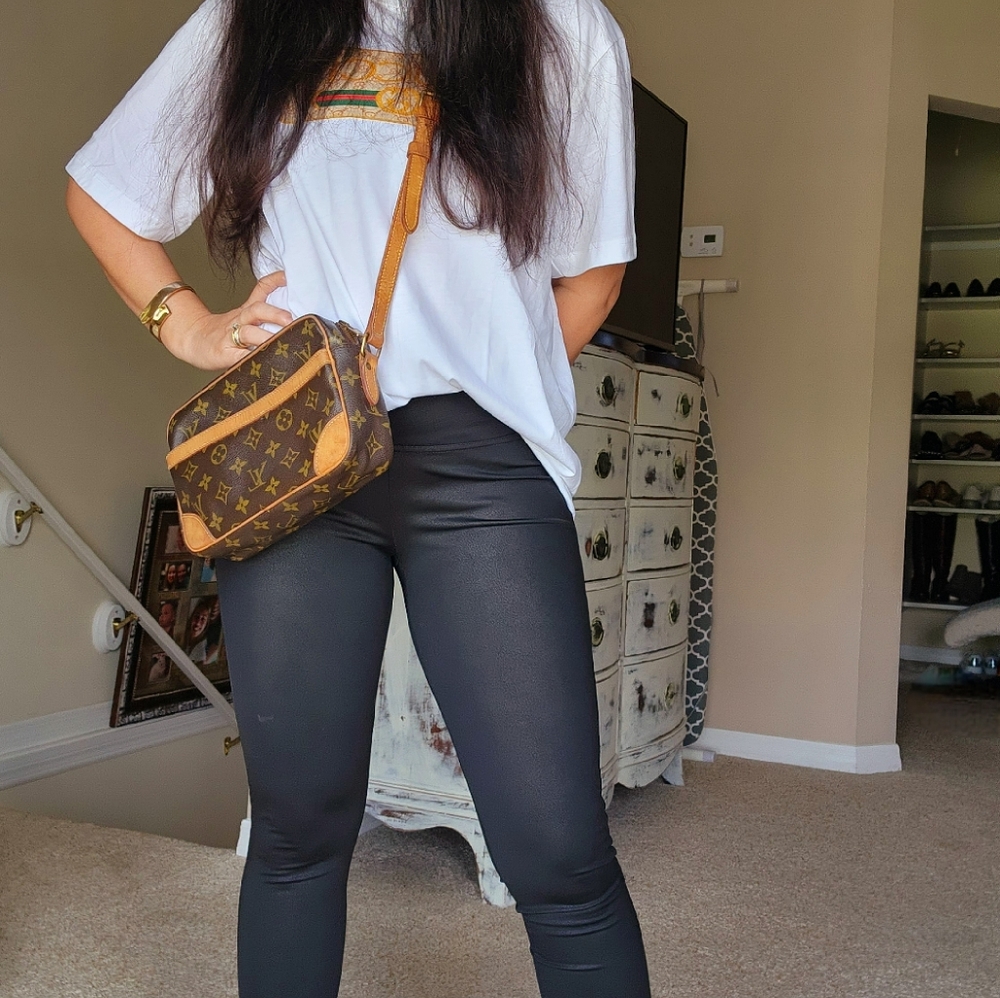 Louis Vuitton Trocadero 27 Crossbody